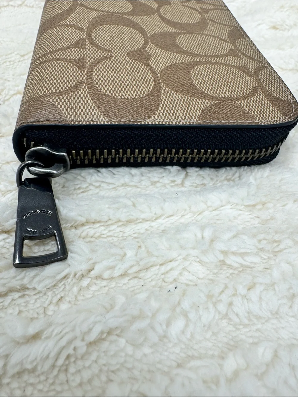 NWT Coach Brown Khaki Signature Canvas Wallet with Black Trim